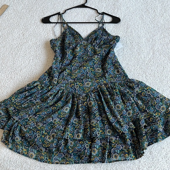 JAPNA Blue Floral Drop Waist Ruffle Hem Mini Sleeveless Boho Dress Sz Small - Picture 5 of 9